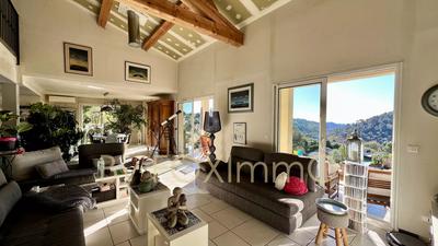 Villa - 135 m² - 4 pièces