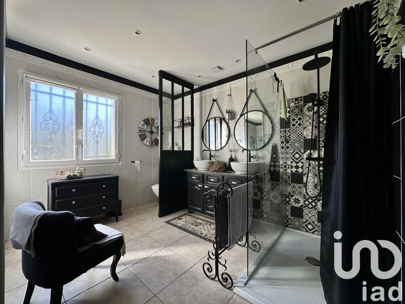 Maison - 163 m² - 6 pièces