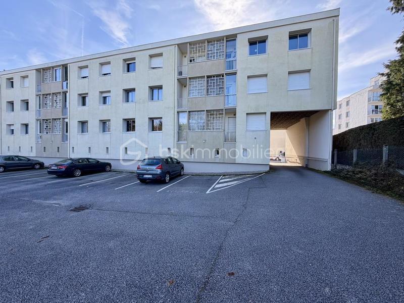 Appartement - 68 m² - 3 pièces