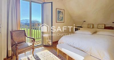 Maison - 185 m² - 7 pièces