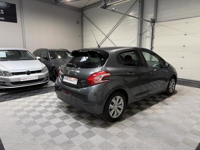 Peugeot 208 1.6 e-HDi Style 5p