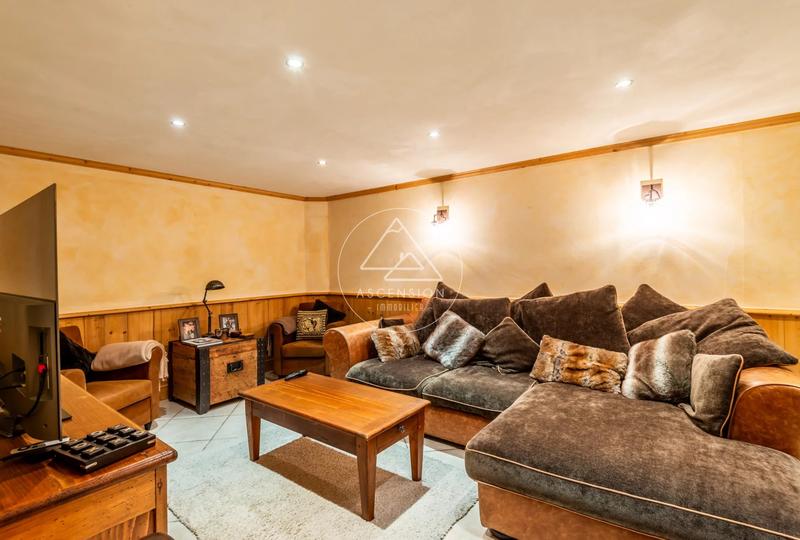 Châlet - 176 m² - 6 pièces
