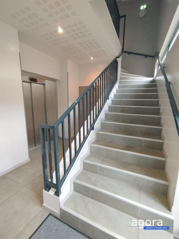 Appartement - 84 m² - 4 pièces