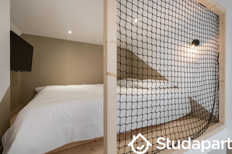 Chambre - 14 m² - 1 pièce