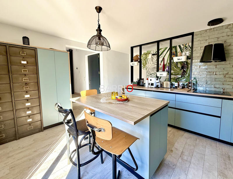 Maison traditionnelle - 138 m² - 5 pièces