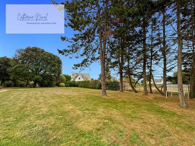 Maison - 210 m² - 9 pièces