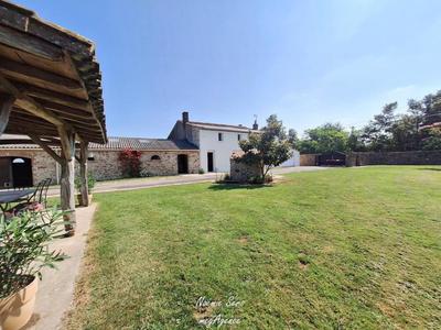Maison de campagne - 189 m² - 6 pièces