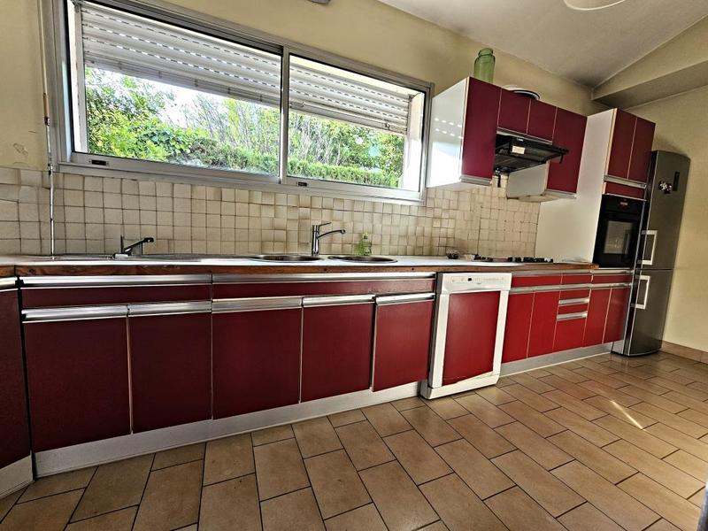 Maison - 206 m² - 6 pièces