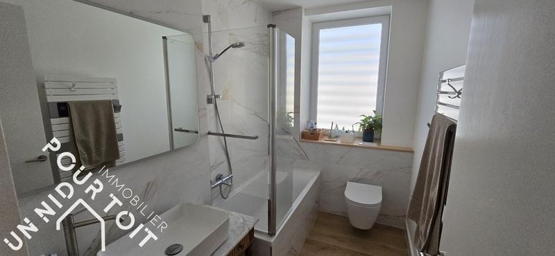 Maison - 179 m² - 7 pièces