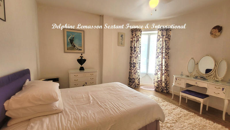 Maison - 185 m² - 7 pièces