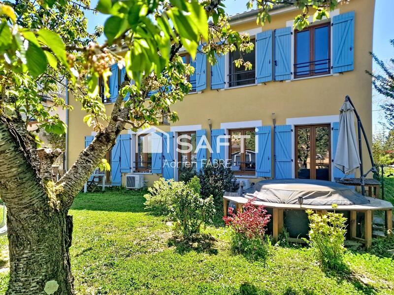 Maison - 140 m² - 5 pièces