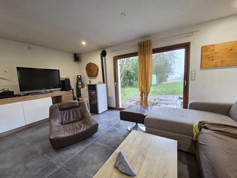 Maison - 91 m² - 4 pièces