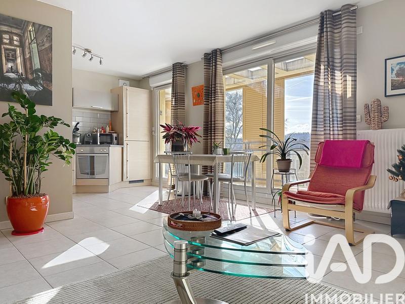 Appartement - 65 m² - 3 pièces