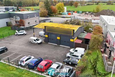 Local d'activités - 178 m²