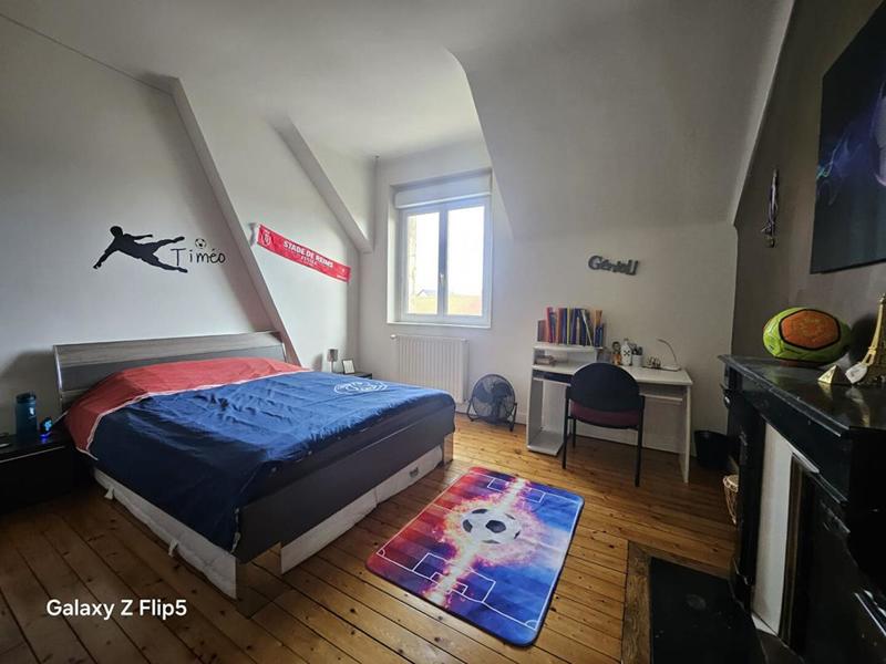 Maison - 241 m² - 6 pièces