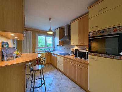 Maison - 136 m² - 8 pièces