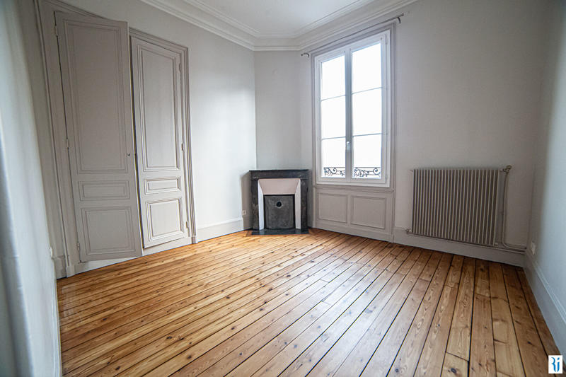 Appartement - 143 m² - 5 pièces