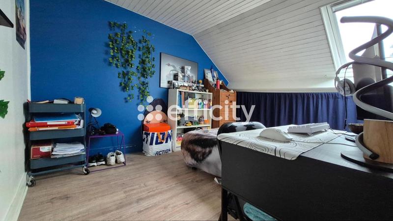 Appartement - 85 m² - 5 pièces