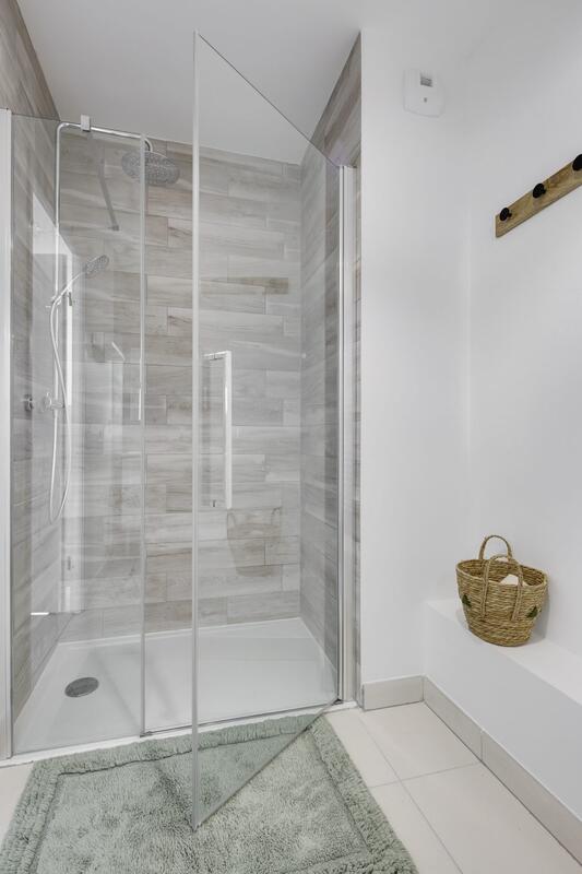 Appartement - 93 m² - 5 pièces