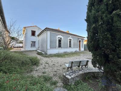 Maison ancienne - 107 m² - 8 pièces