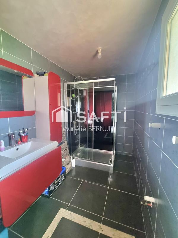 Maison - 194 m² - 8 pièces