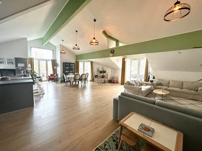 Appartement - 125 m² - 5 pièces