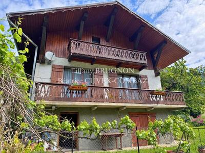 Maison - 94 m² - 5 pièces