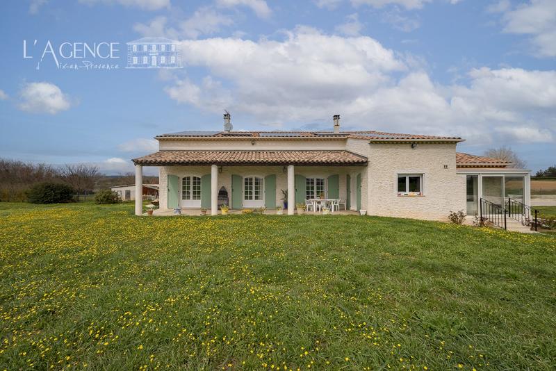 Maison - 283 m² - 5 pièces