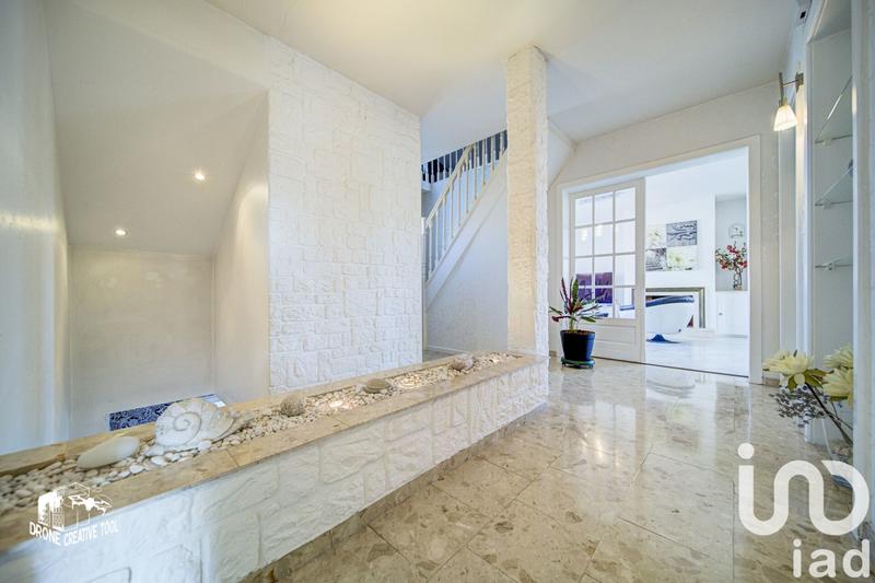 Maison de village - 180 m² - 7 pièces