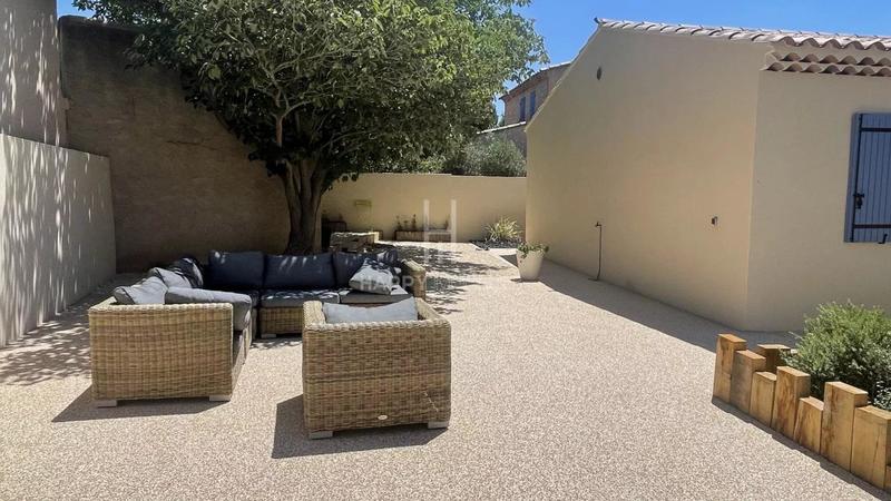 Villa - 170 m² - 6 pièces