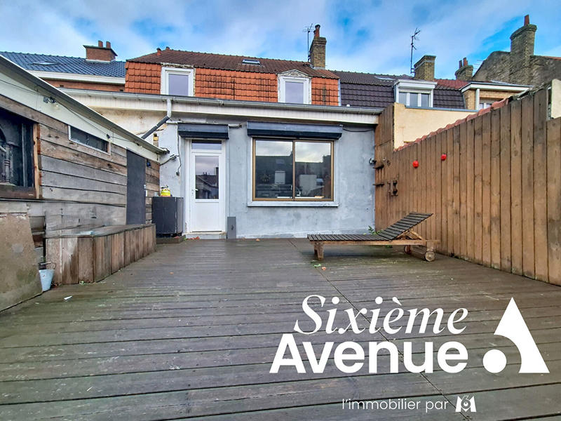 Maison - 137 m² - 6 pièces