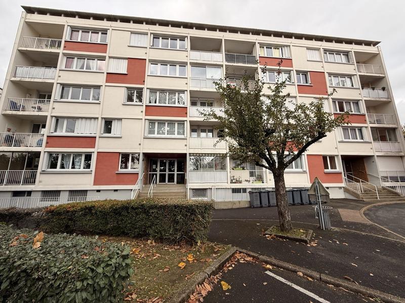 Appartement - 88 m² - 5 pièces