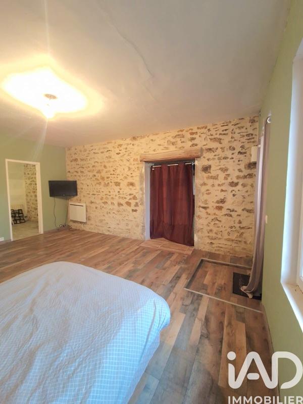 Maison - 250 m² - 5 pièces