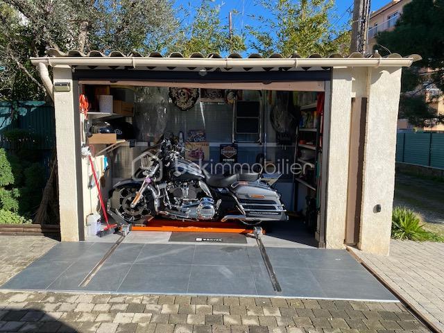 Villa - 166 m² - 6 pièces