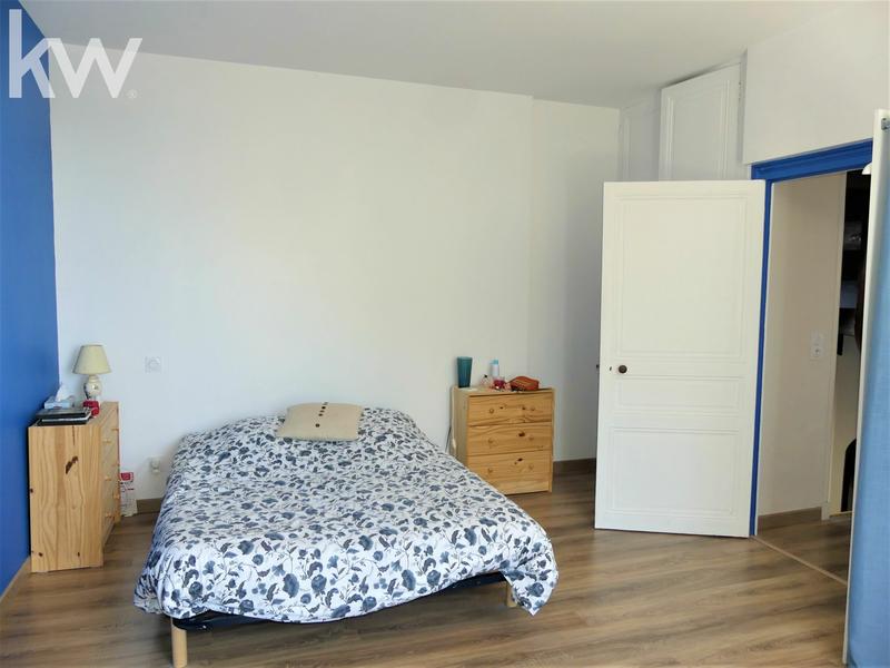 Maison - 279 m² - 8 pièces