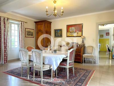 Maison - 150 m² - 7 pièces