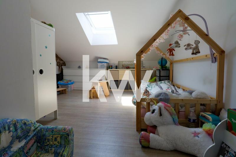 Maison - 120 m² - 5 pièces