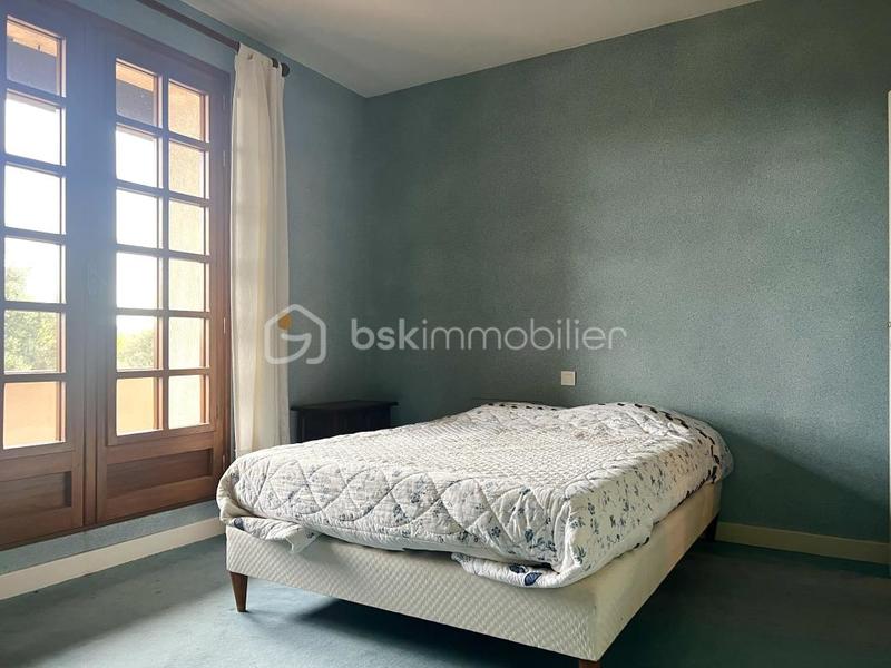 Maison traditionnelle - 185 m² - 5 pièces