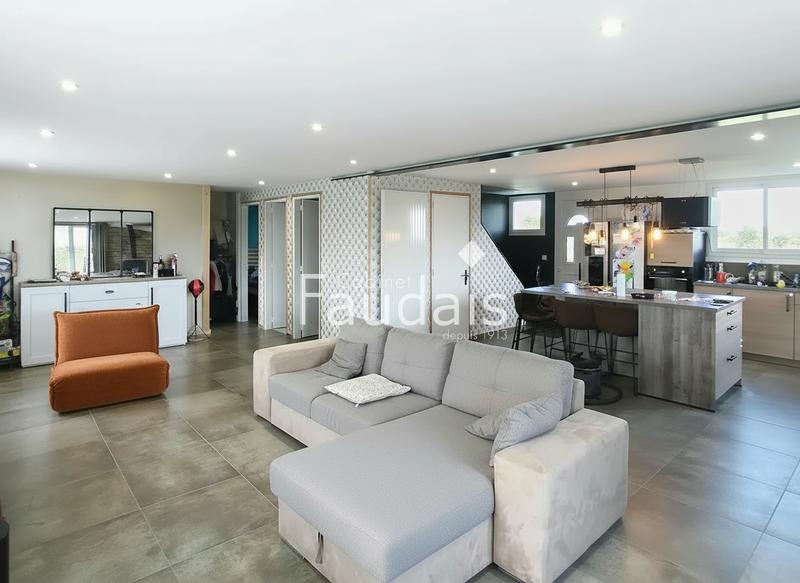 Maison - 150 m² - 5 pièces