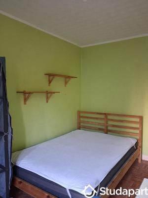 Chambre - 10 m² - 1 pièce