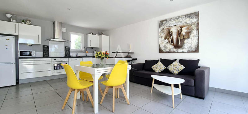 Maison - 170 m² - 6 pièces