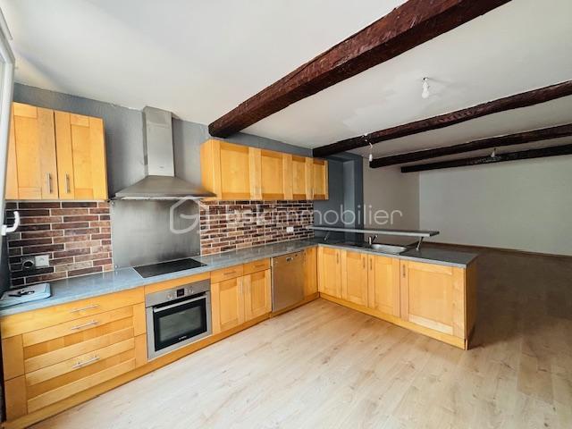 Maison de village - 94 m² - 4 pièces