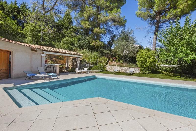 Villa - 139 m² - 6 pièces
