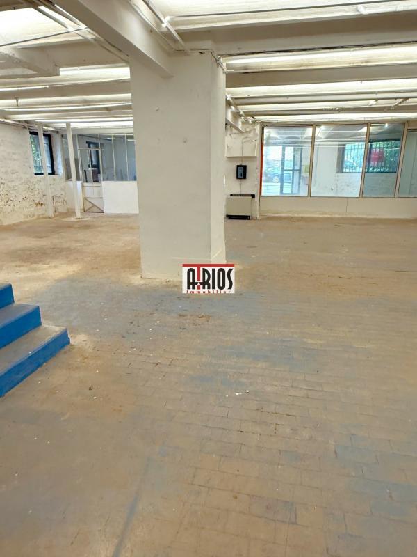 Local d'activité / Entrepôt - 420 m²