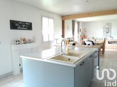 Maison - 140 m² - 8 pièces