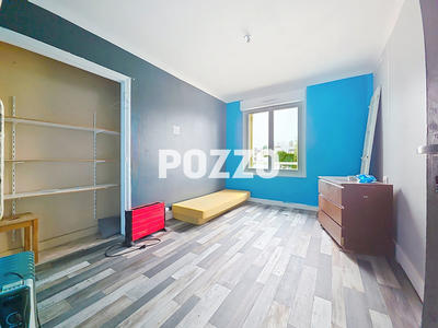 Maison - 165 m² - 7 pièces