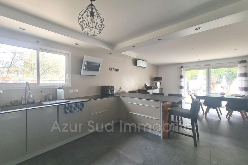 Maison - 123 m² - 6 pièces