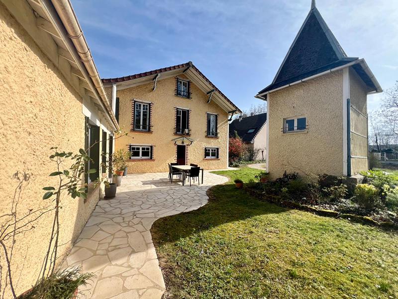 Maison - 160 m² - 6 pièces
