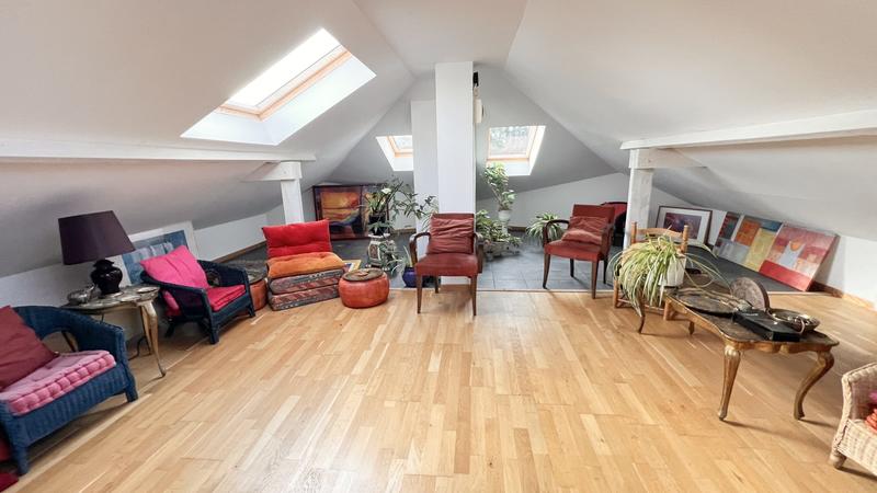 Maison - 136 m² - 5 pièces