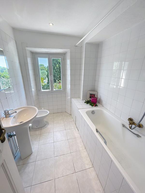 Maison - 263 m² - 6 pièces